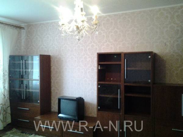 Комната с мебелью