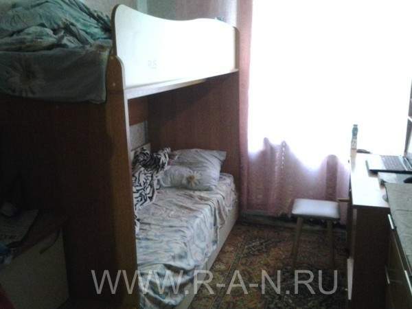 Детская двухярусная кровать в квартире на Некрасова