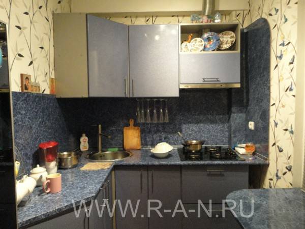 Кухня имеет всё необходимое для проживания